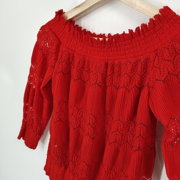 Dynamite | lace top - Picture 2 of 5